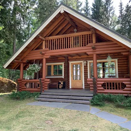 Finnish Cottages By The Lake *